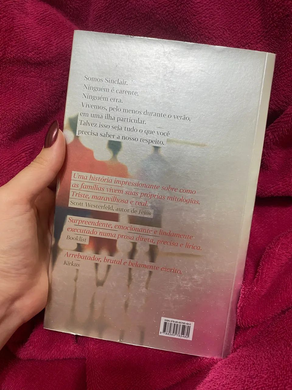 Livro Mentirosos - E. Lockhart  - Foto 2