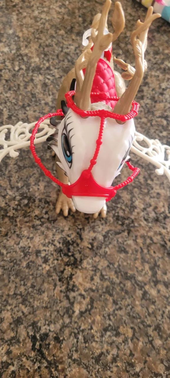 Boneca Ever After High Dragão - Foto 2
