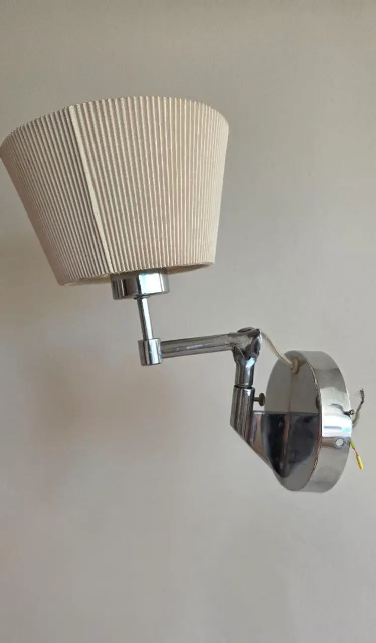 Luminária Articulada Com Cúpula Para Cabeceira de Cama - Foto 2