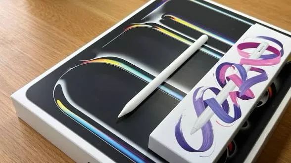 iPad Pro M4 11 Pol. 256GB + Magic Keyboard + Apple Pencil Pro