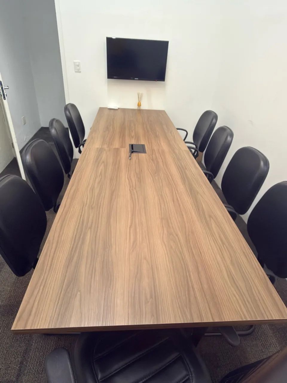Mesa de reunião com 9 cadeiras  - Foto 3