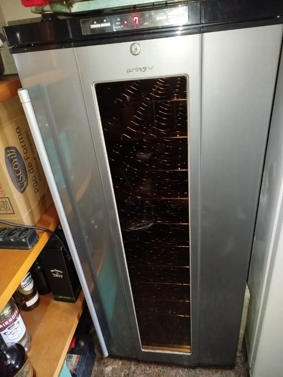 Adega Climatizada para 66 garrafas Springer - Foto 4