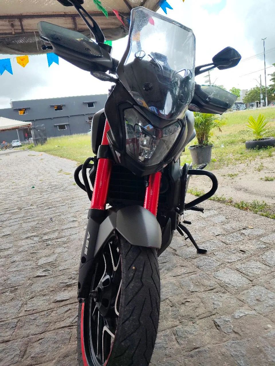 Dominar 400  - Foto 4