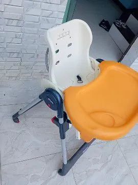 Cadeirinha alimentação 