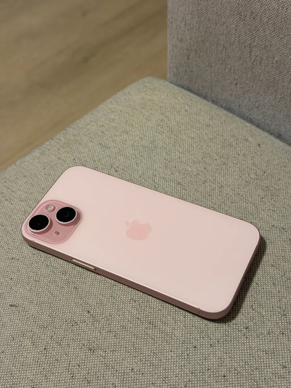 iPhone 15 rosa 