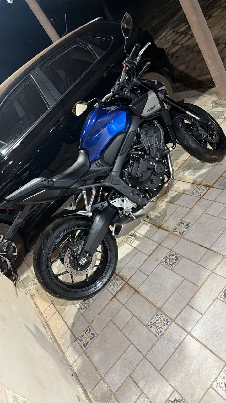 CB 650R  - Foto 2