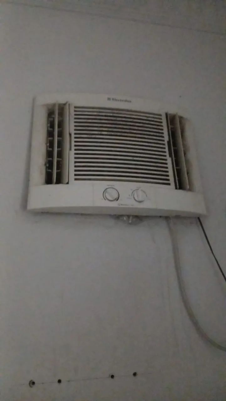 AR CONDICIONADO ELECTROLUX