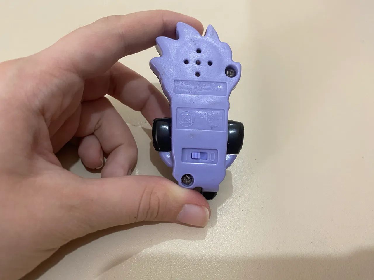 Boneco Minion roxo - Foto 2