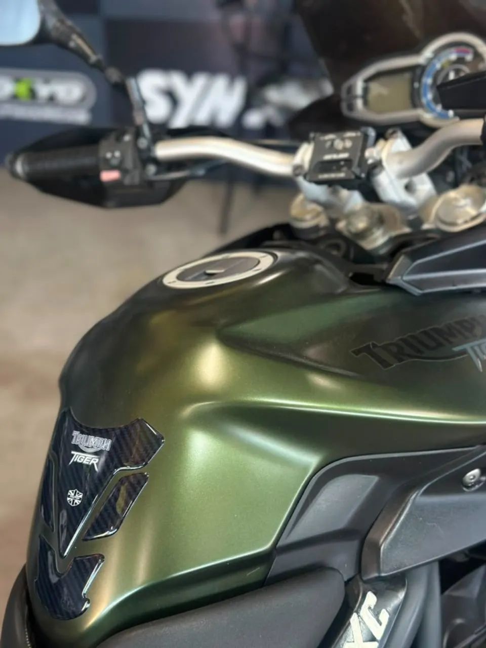 TRIUMPH TIGER 800XC MUITO NOVA - Foto 5