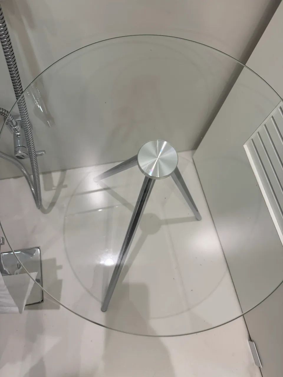 Mesinha de vidro em ótimo estado - Foto 4
