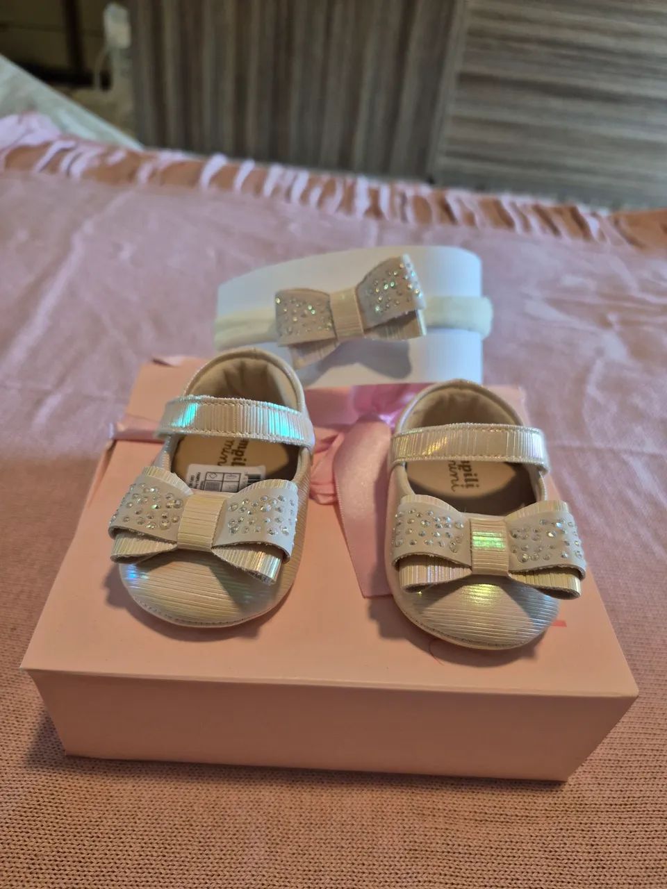 Sapatinho de bebê *NOVO* - Foto 4