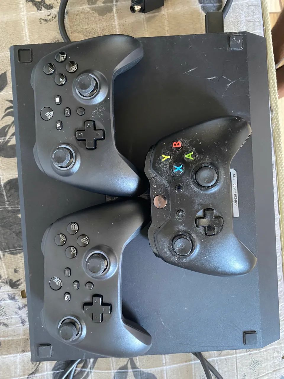 Xbox One (500GB) 3 Controles - Foto 3