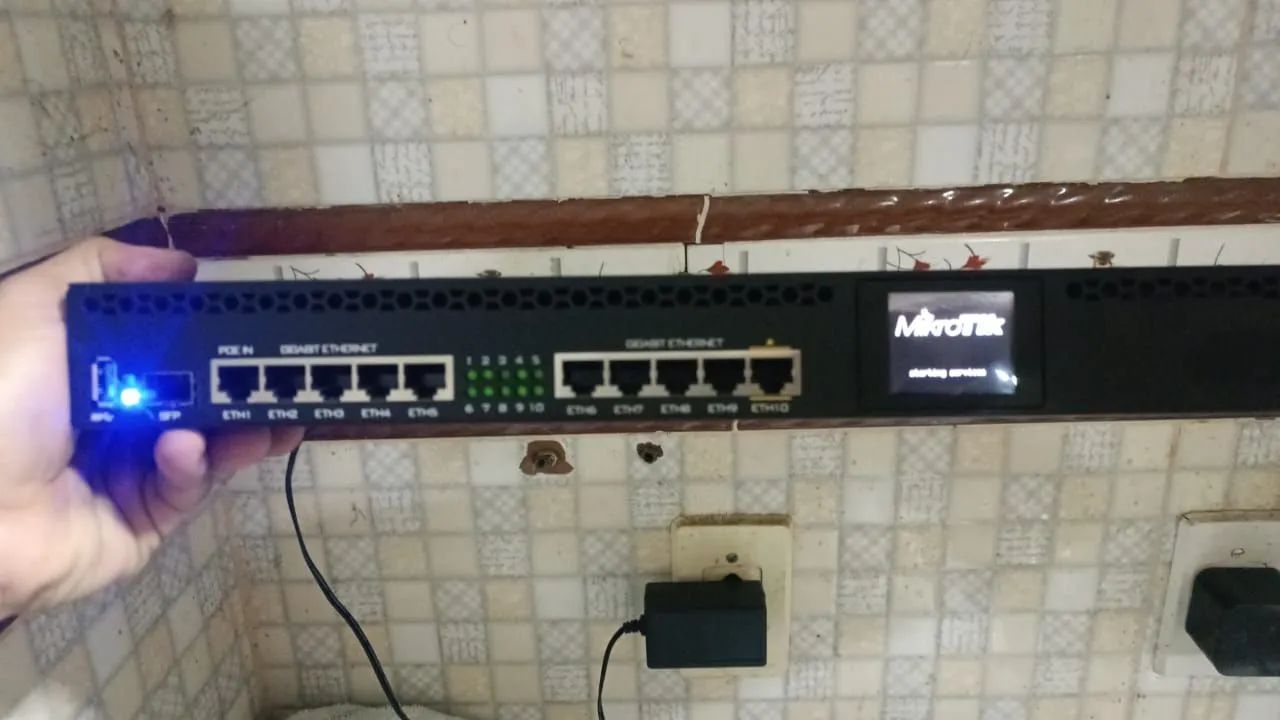 Mikrotik 3011
