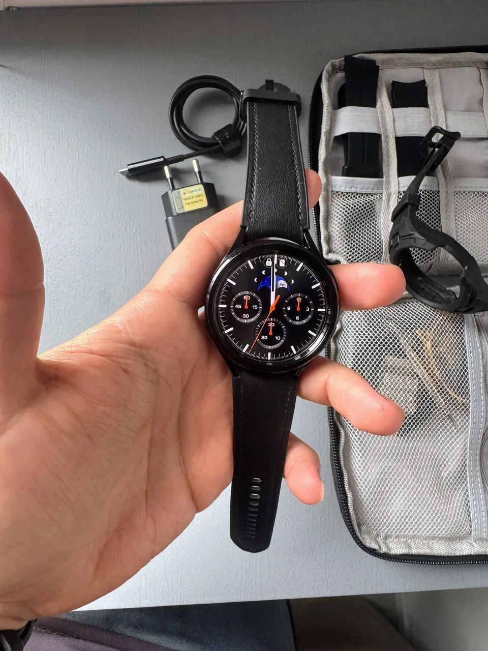 Galaxy Watch 6 Classic 47mm LTE + 8 pulseiras