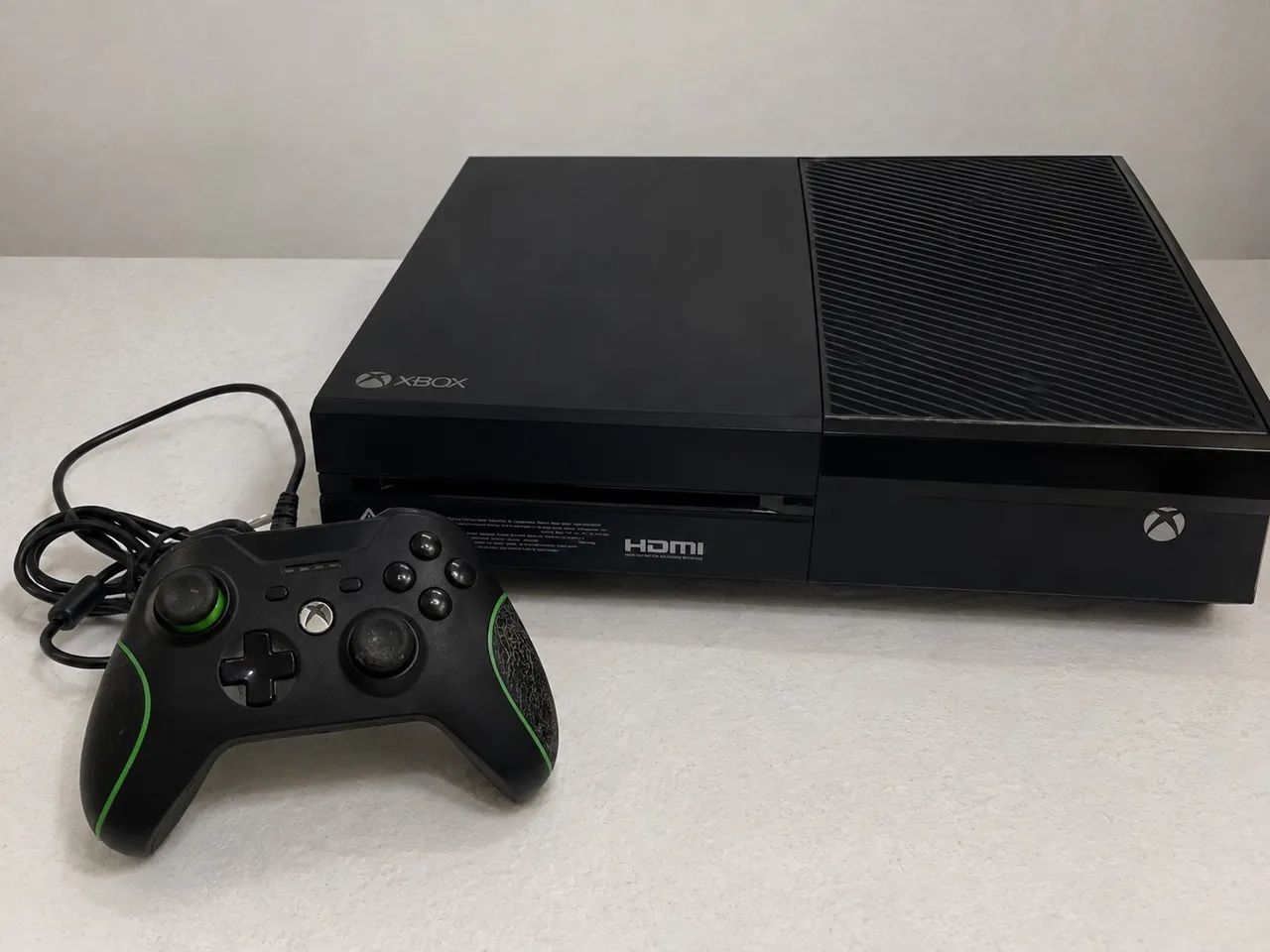 XBOX ONE FAT 1TB - COM DEFEITO 