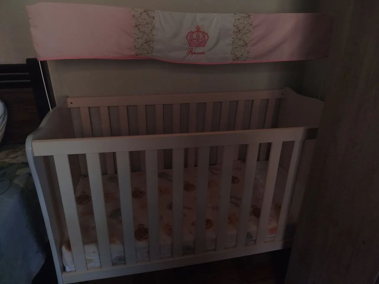 Vendo berço com colchão bem conservado  - Foto 2