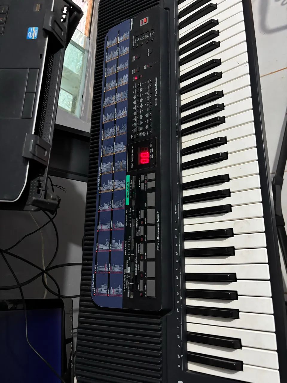 Teclado musical . - Foto 2