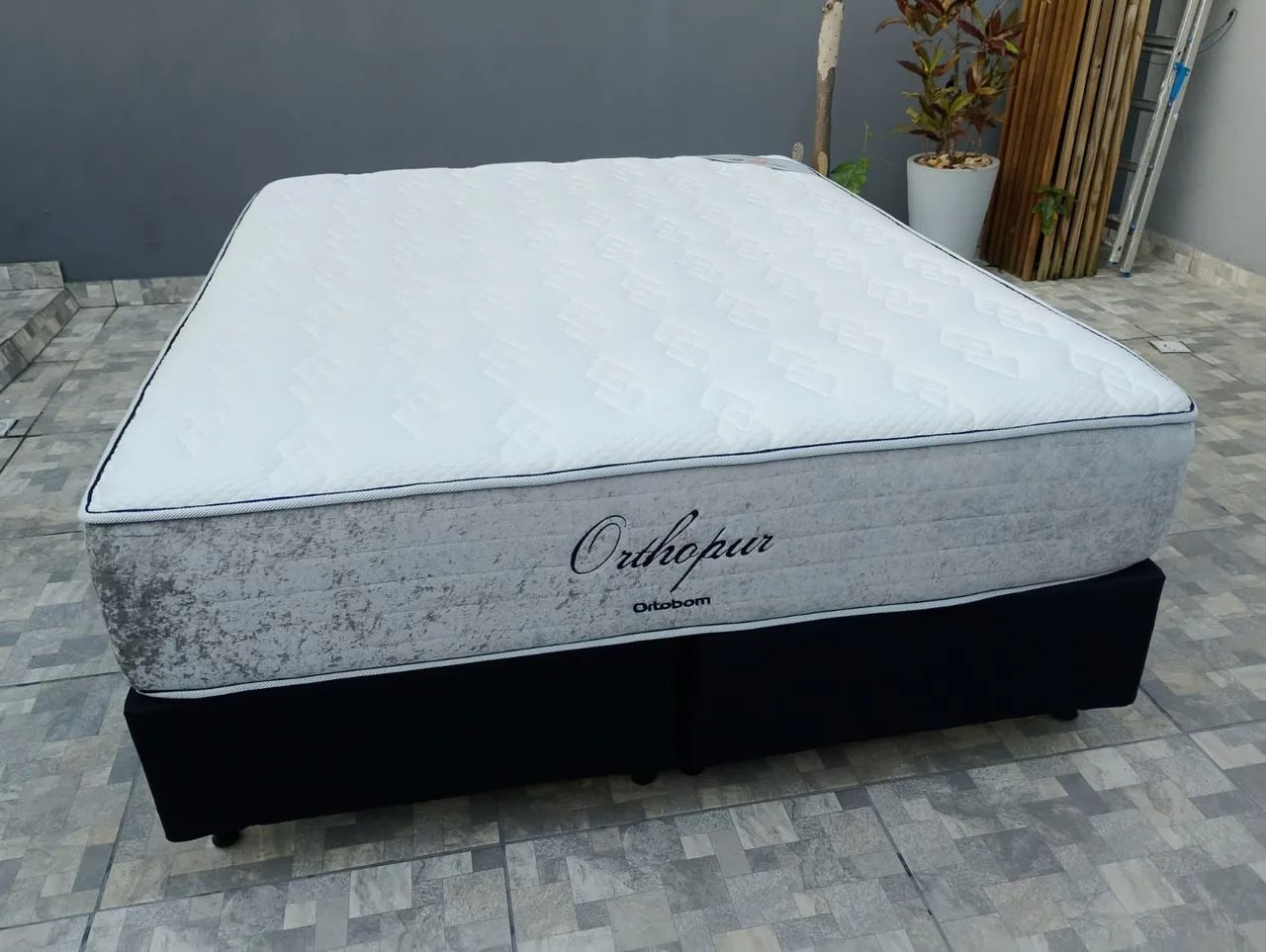 Excelente Cama Box Queen Size Orthopur Ortobom 
