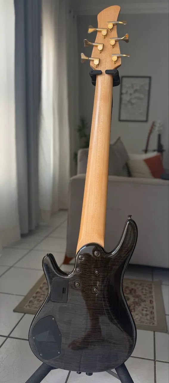 Baixo Yamaha Trb Jp1 Assinatura  - Foto 4