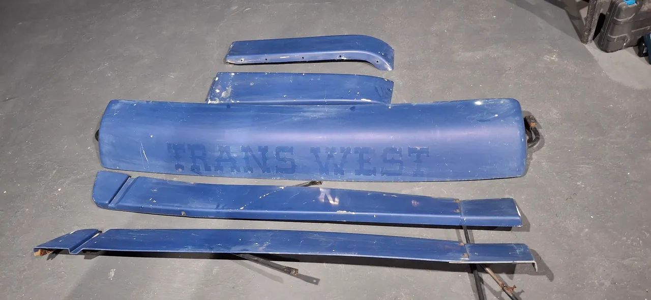 Vendas de defletor para caminhão e par de sinaleiras - Foto 4