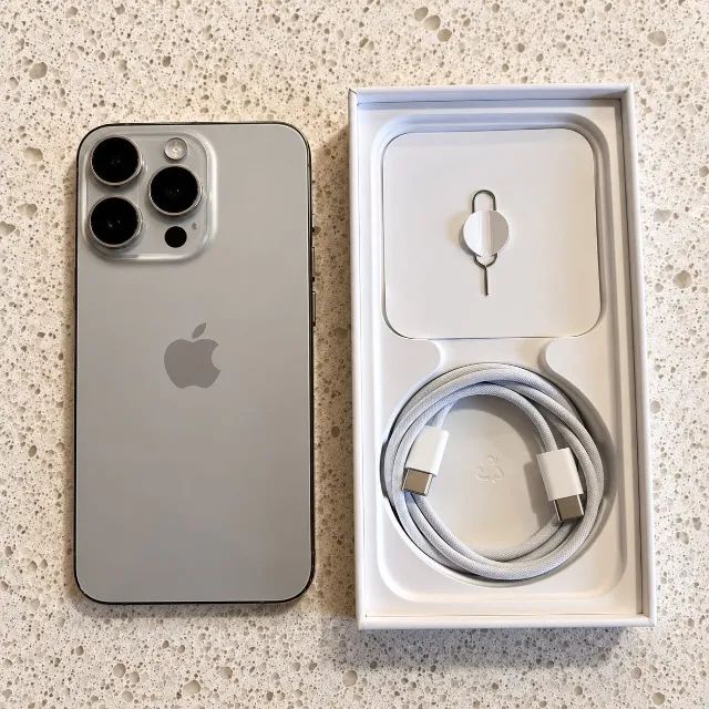 Iphone 15 Pro - 256 GB - Foto 3