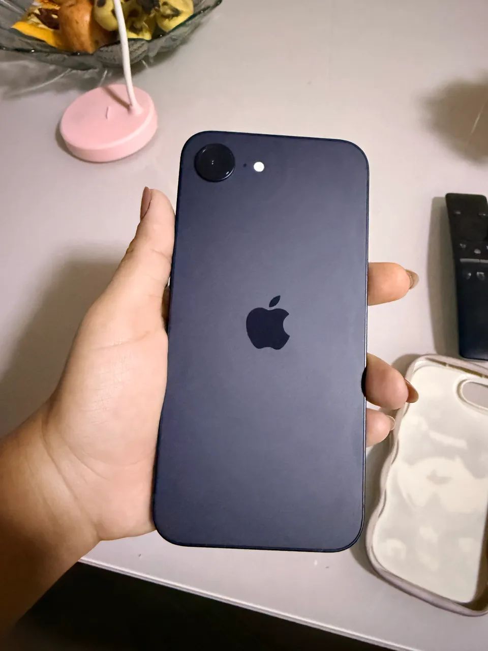 Vendo iPhone 16e 256gb