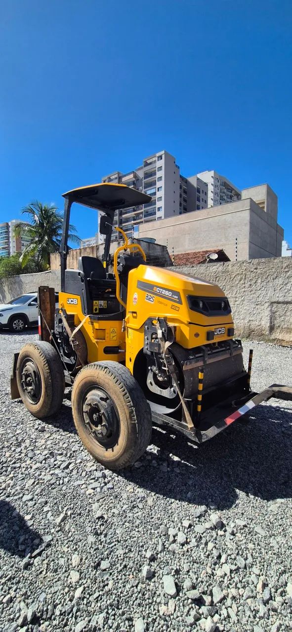 Aluguel de rolo compactador  - Foto 4