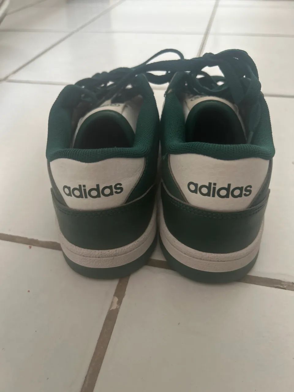 Tênis adidas original 