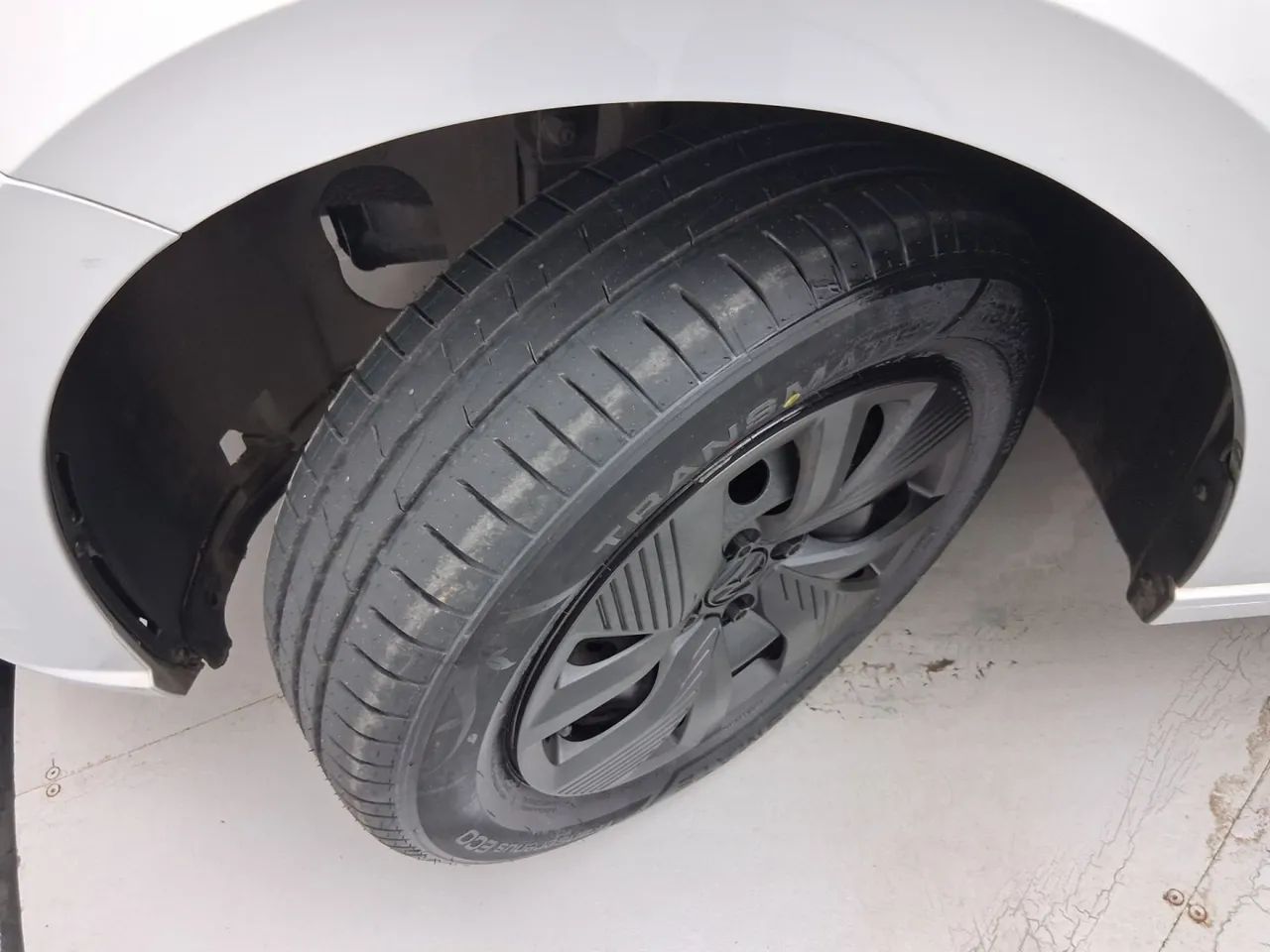 Volkswagen Polo Track 1.0 Flex 12V 5p, foto 11 de 18