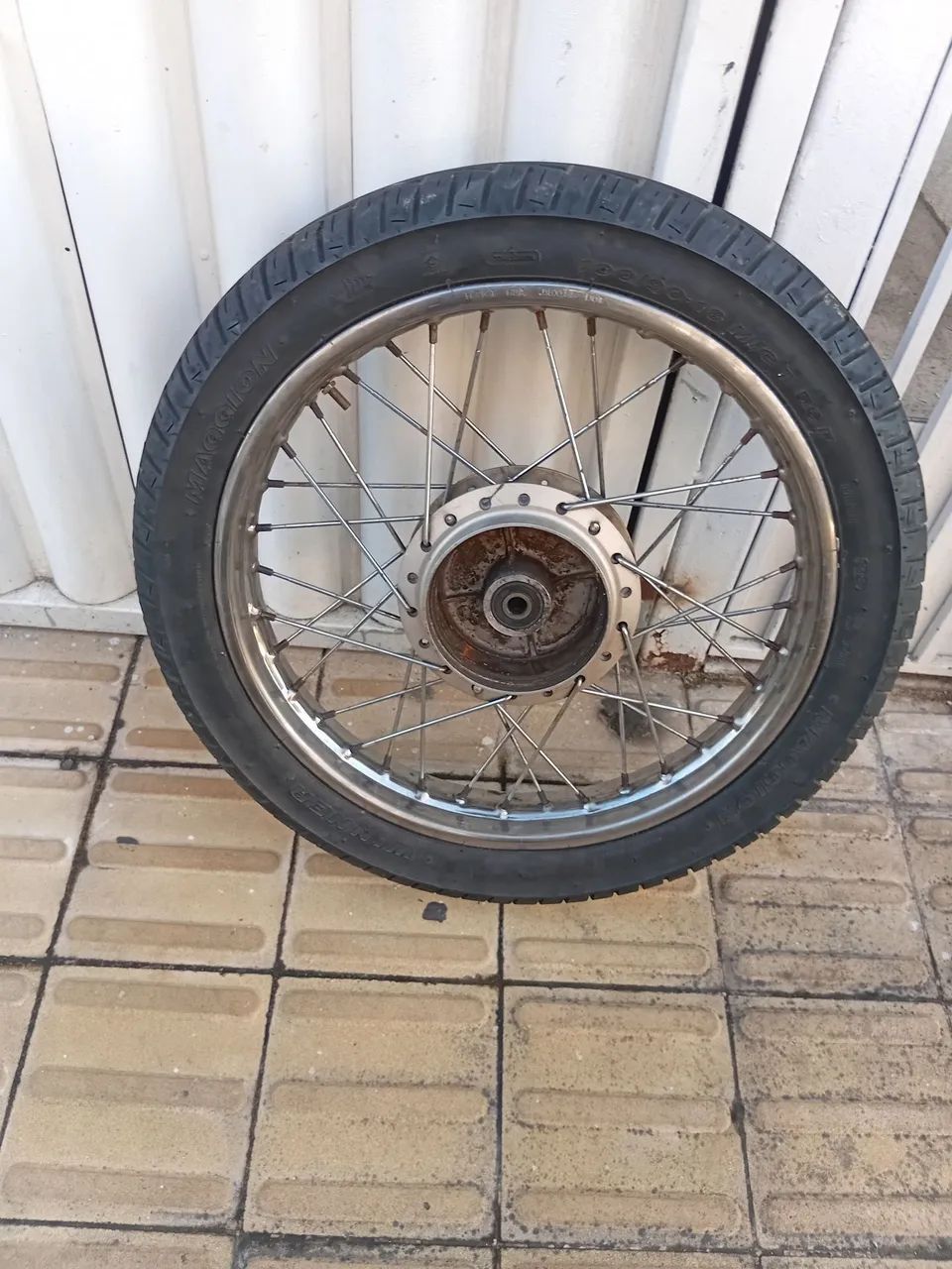 RODA DE 150 COM PNEU  - Foto 2