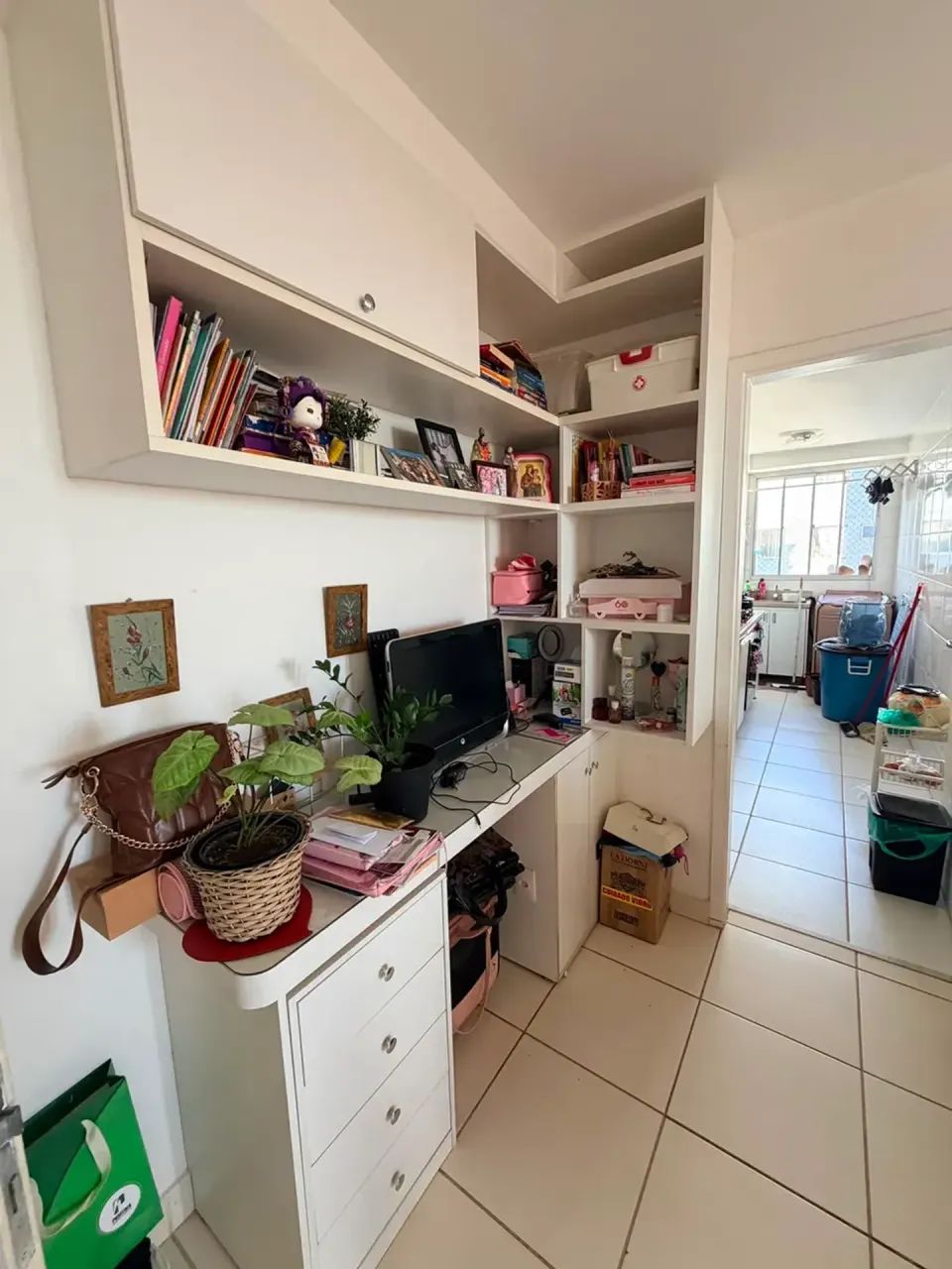 2 QUARTOS COM SUÍTE E VARANDA COM VISTA LIVRE ! - Foto 5