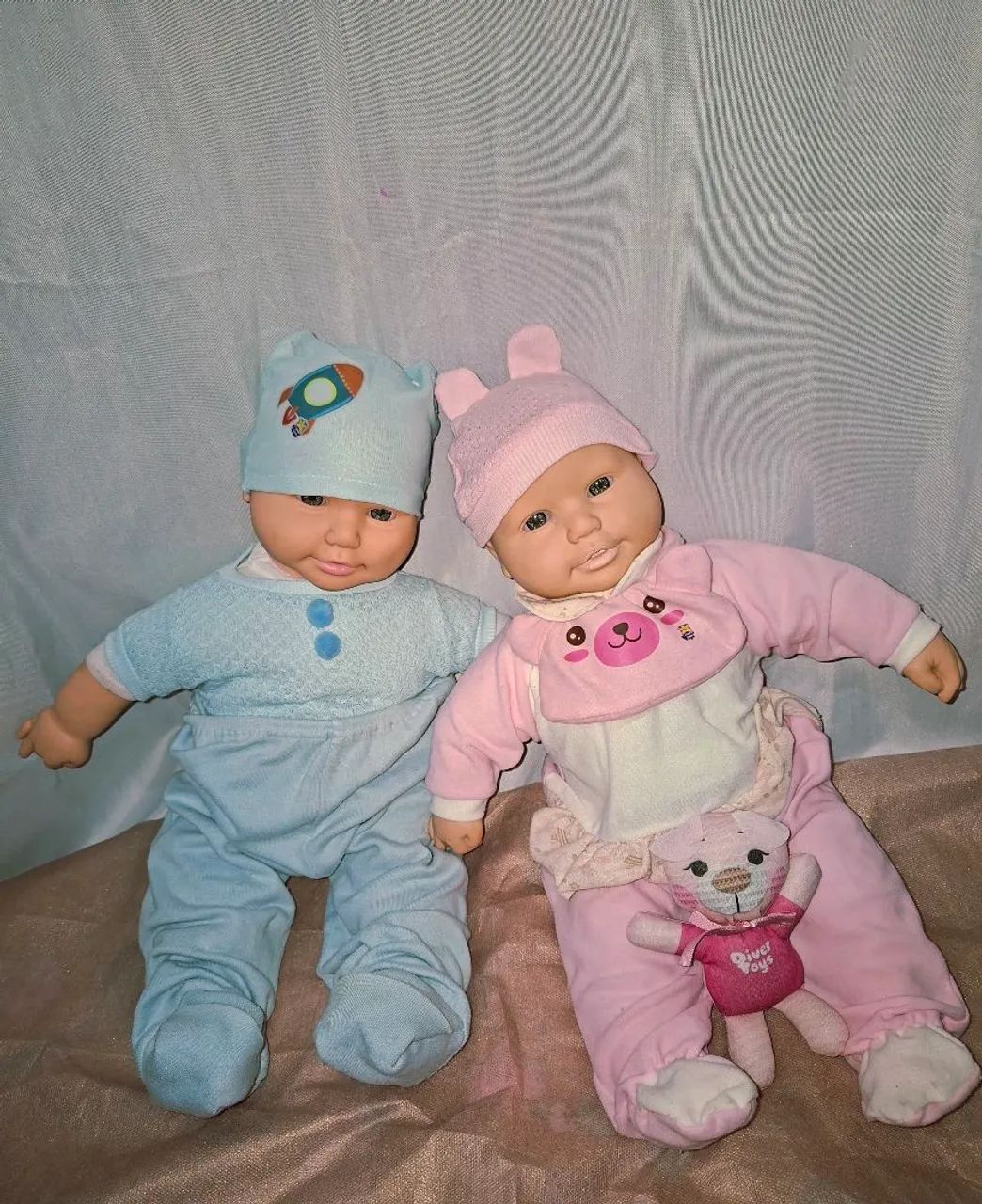Kit Bebês Gêmeos + Acessórios  - Foto 2