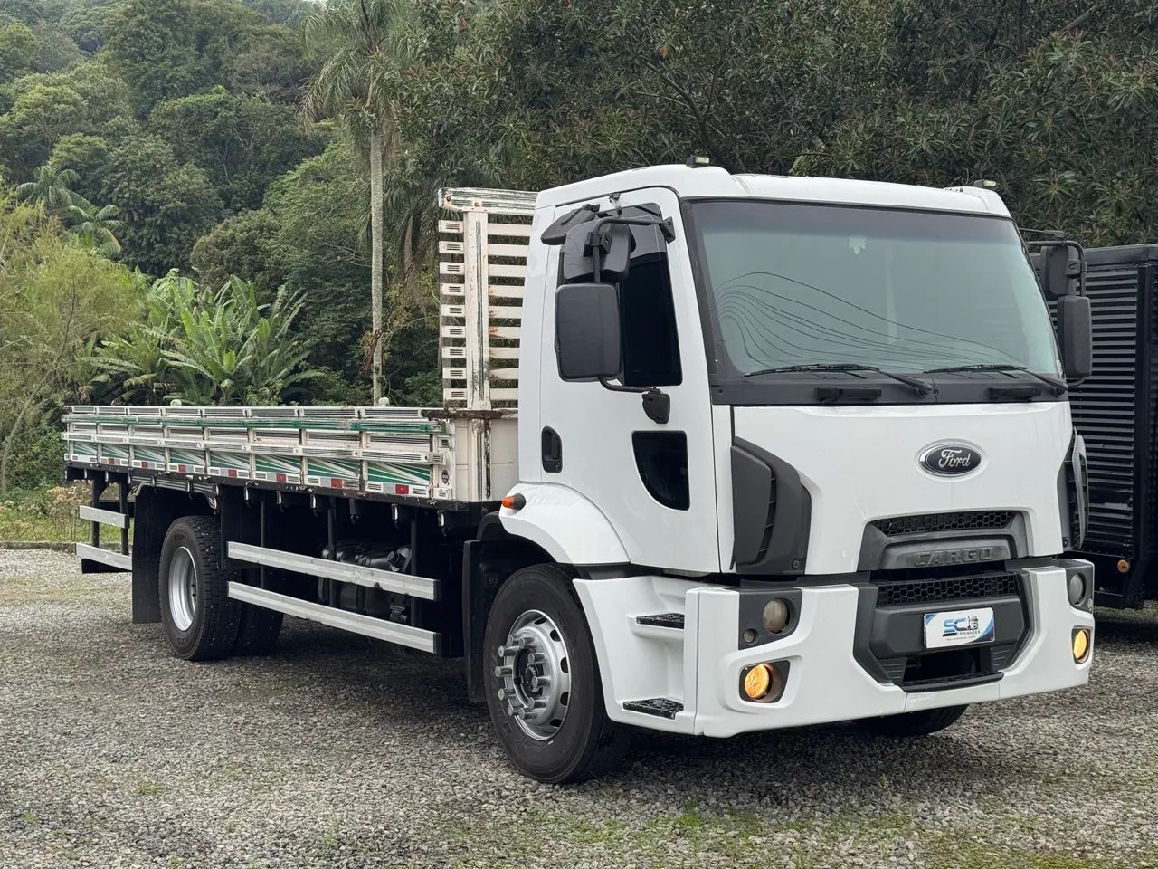 Ford Cargo 1719 Completo Carroceria 6,80 mts - Foto 2