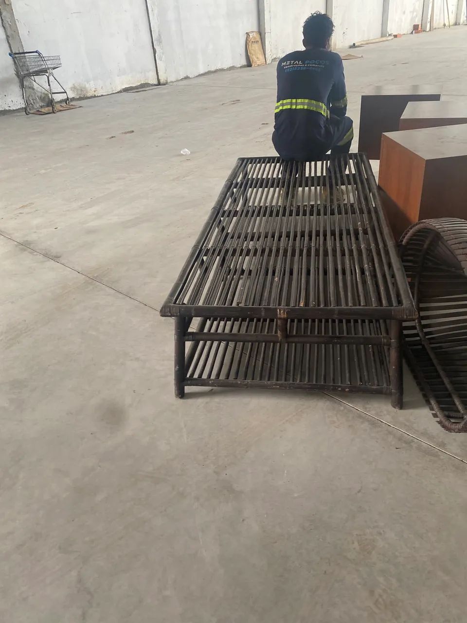 Jogo de poltronas e mesa pra área externa - Foto 2