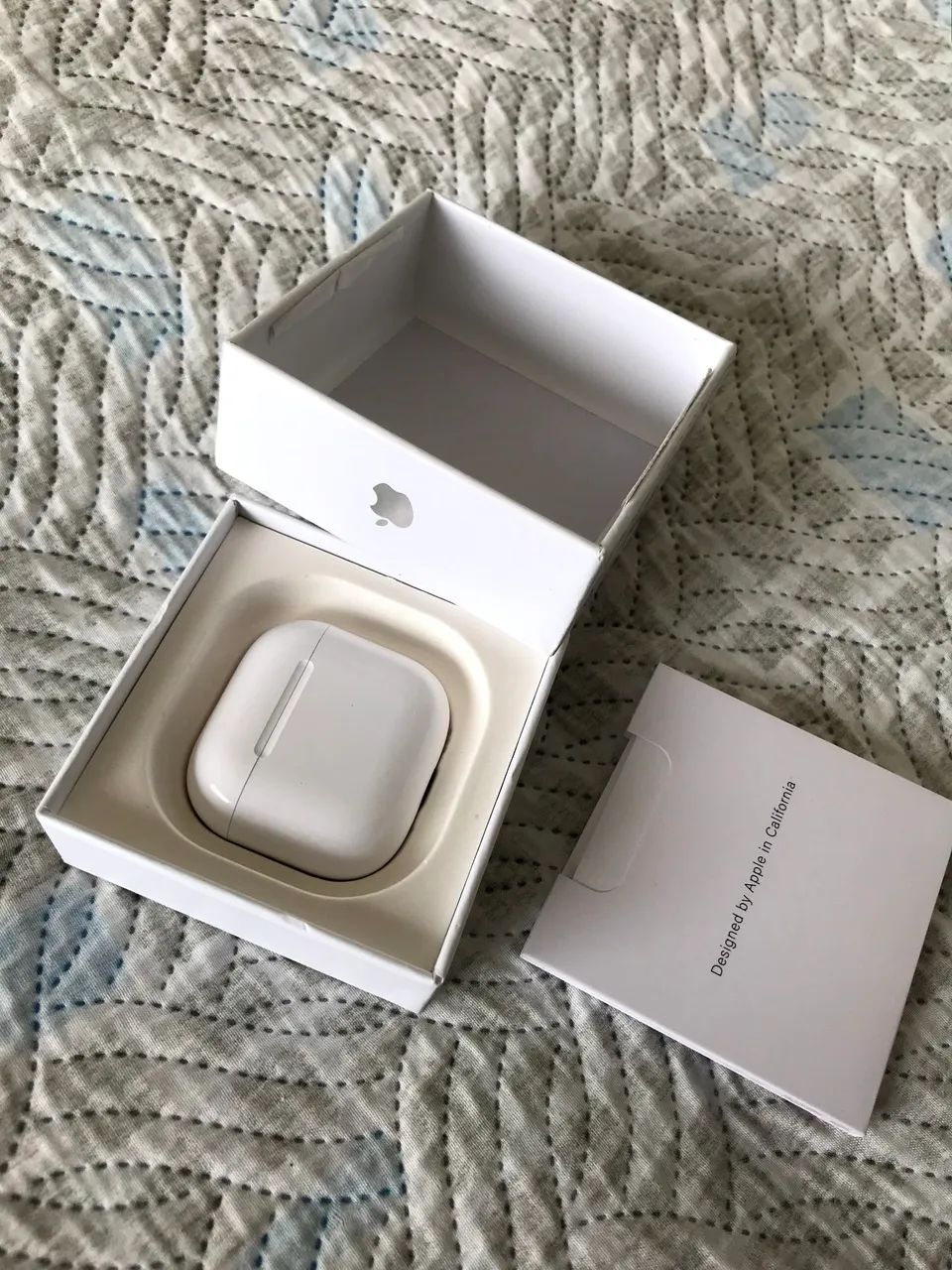 AirPods4 ANC 27年10月までAppleCare+ AirPods 4 ANC Original (COM cancelamento de ruído) | Garantia