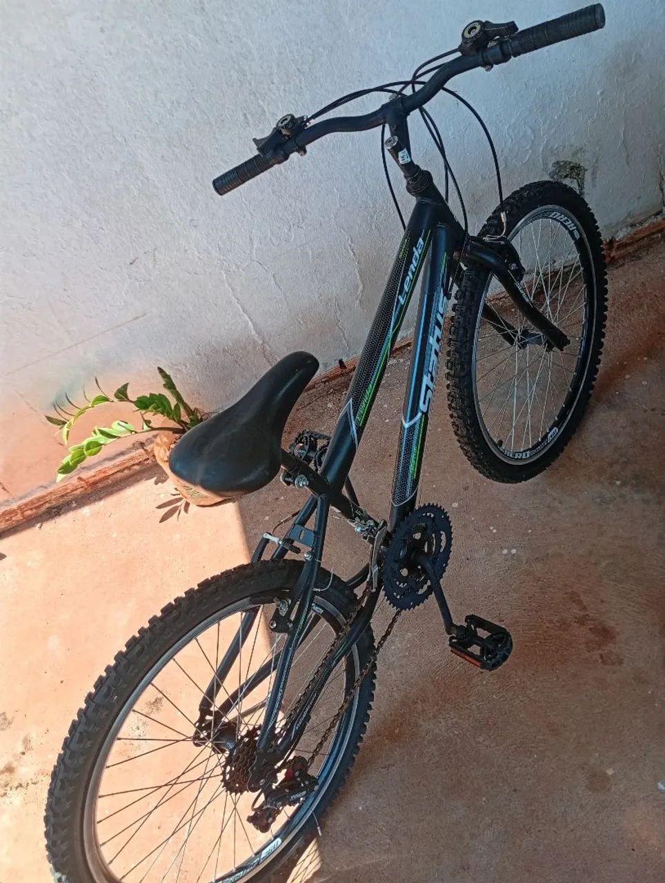 Bicicleta top só pegar e andar  - Foto 2