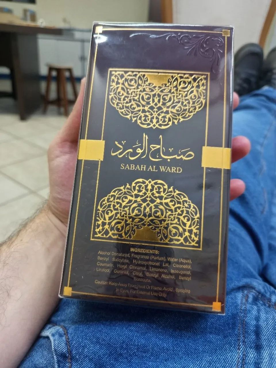Sabah Al Ward feminino árabe tradicional 