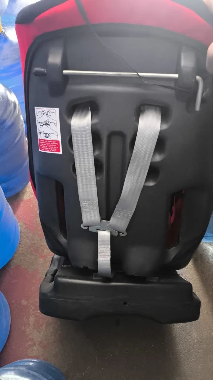 Cadeira com base infantil para carro até 5 anos  - Foto 2