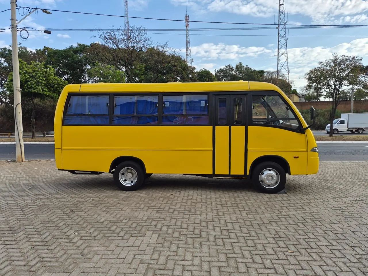 Microônibus 2010 MWM - Foto 3