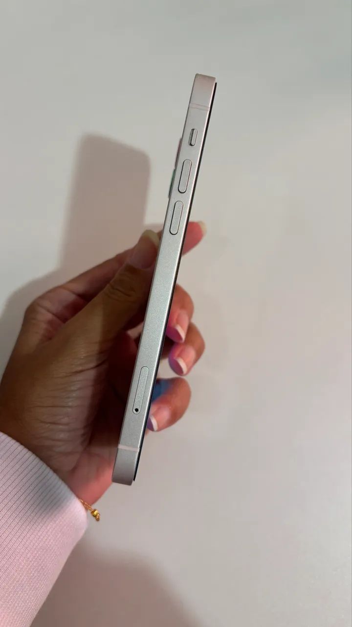 iPhone 12, acompanha cabo e carregador  - Foto 2