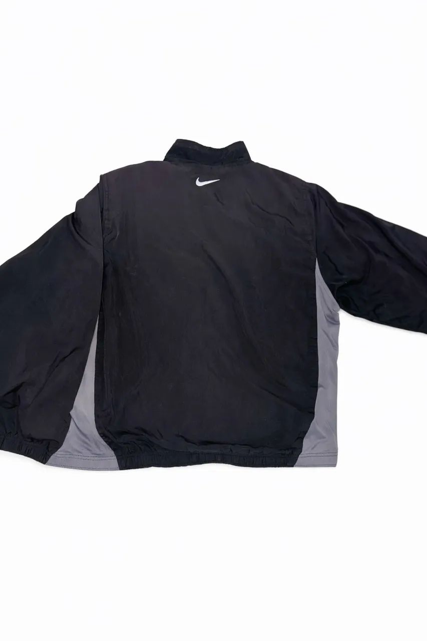 Jaqueta Nike Vintage Y2K Nylon Preta com Zíper - Foto 2