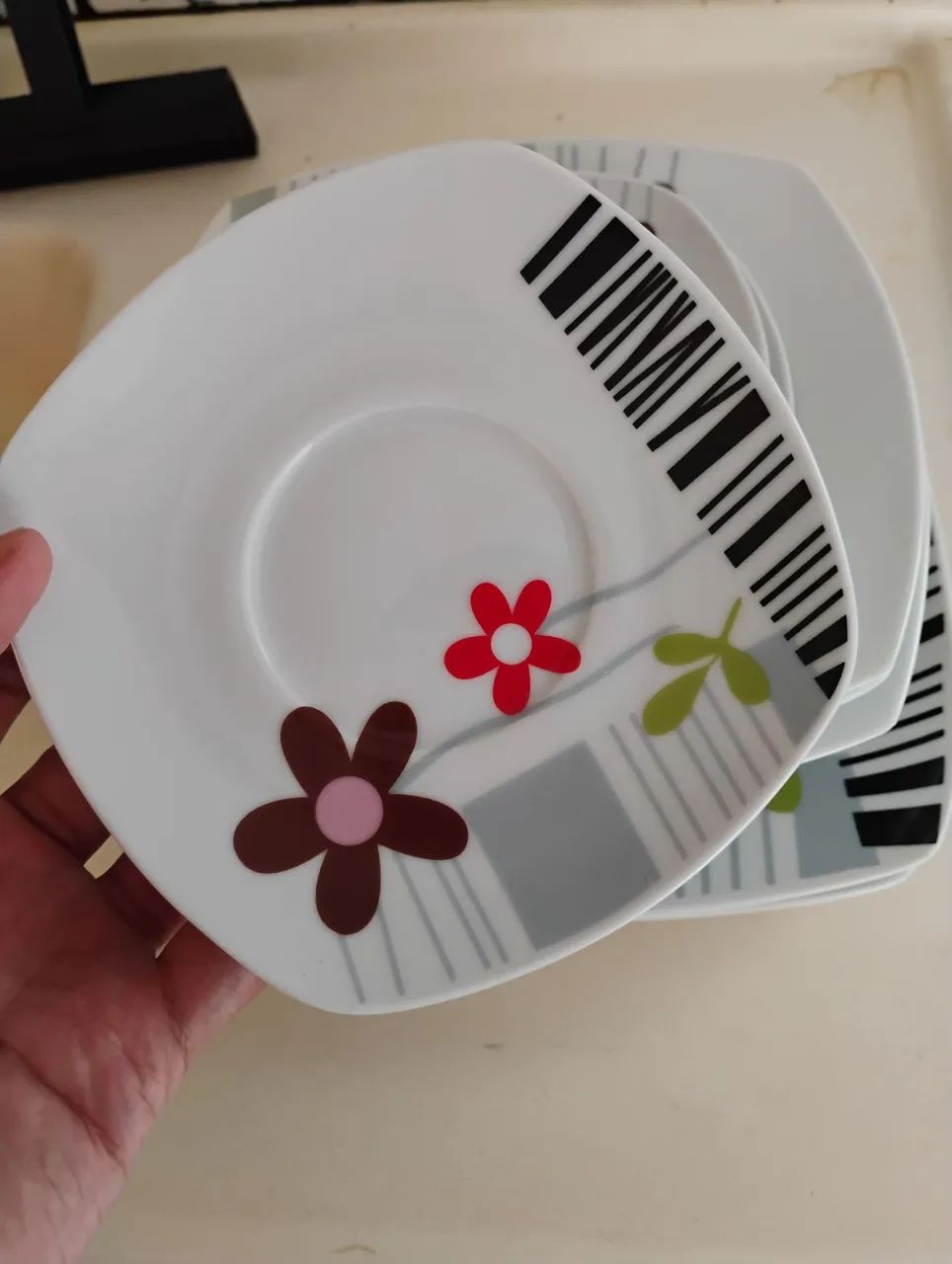 Conjunto em cerâmica - Foto 2