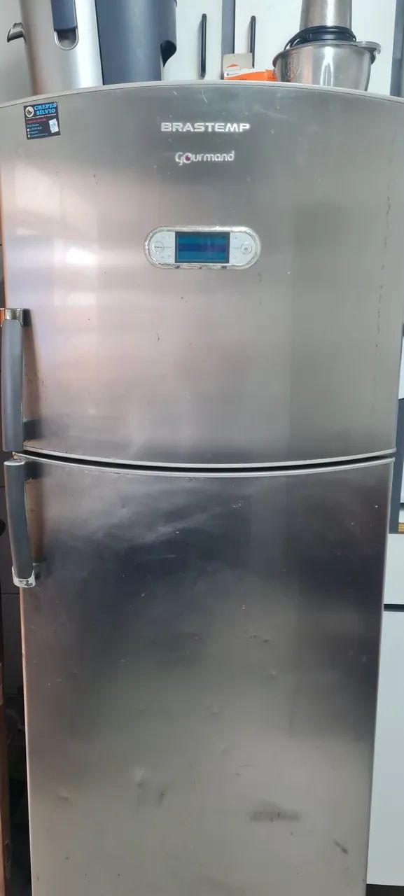 Geladeira Eletrolux para retirada de pecas