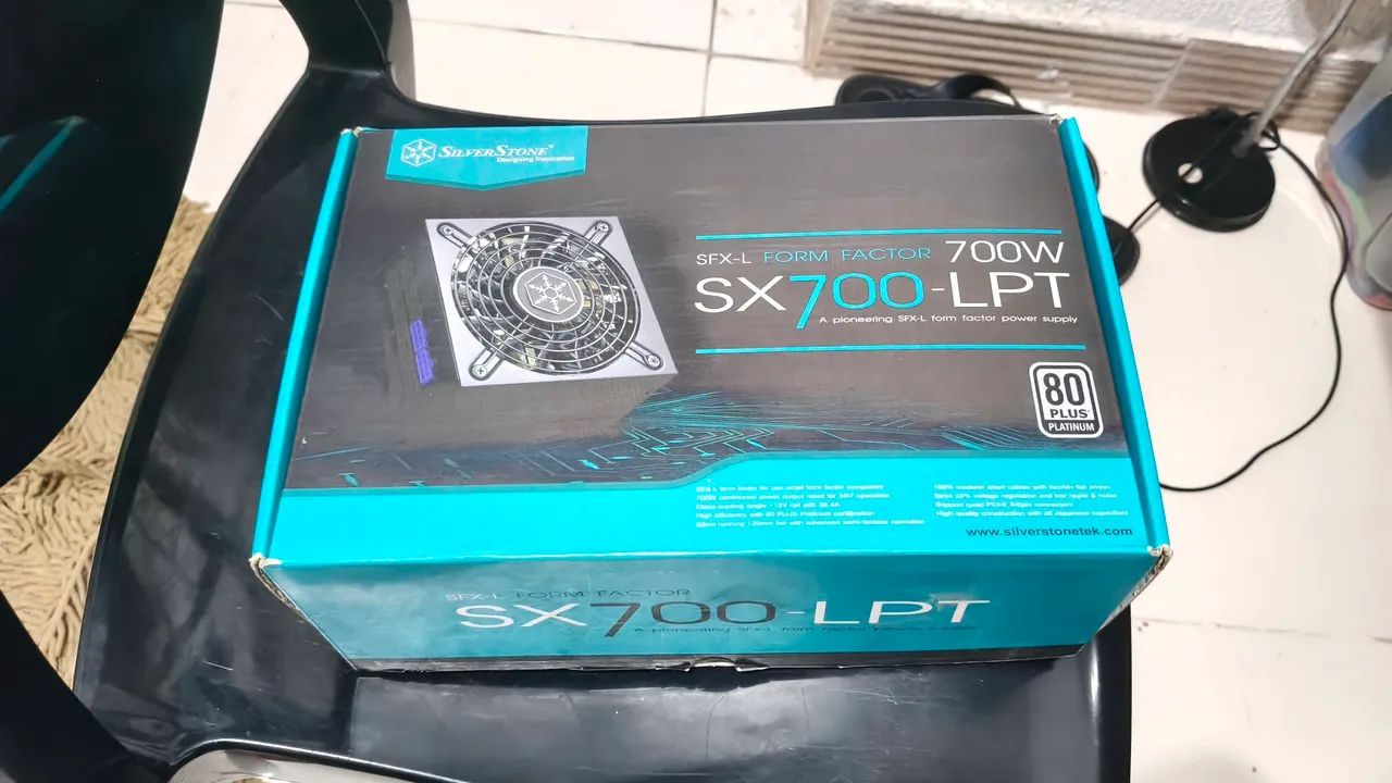 Fonte mini ATX Silverstone sx700 - Foto 3