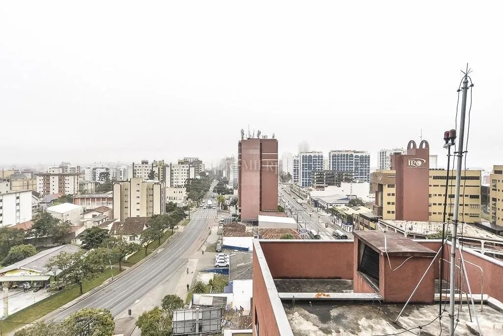 Sala comercial mobiliada para lugar - Portão