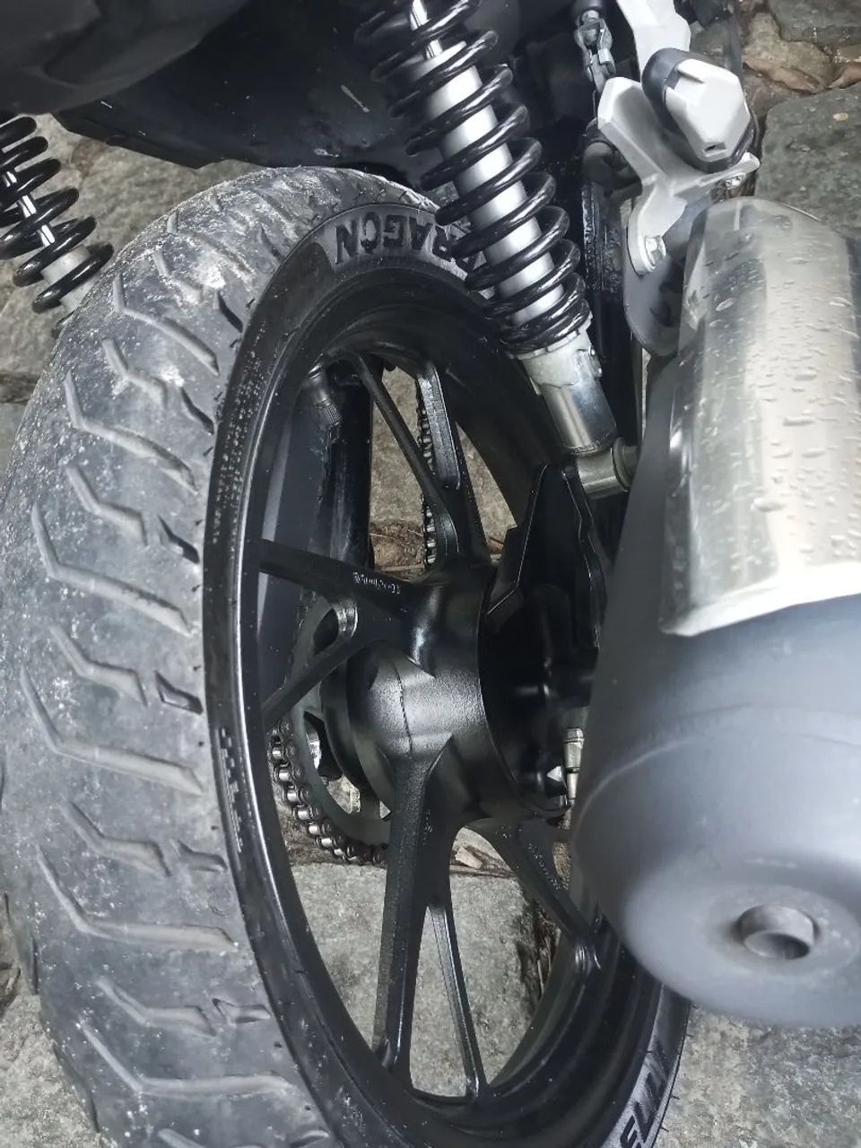 Moto novinha