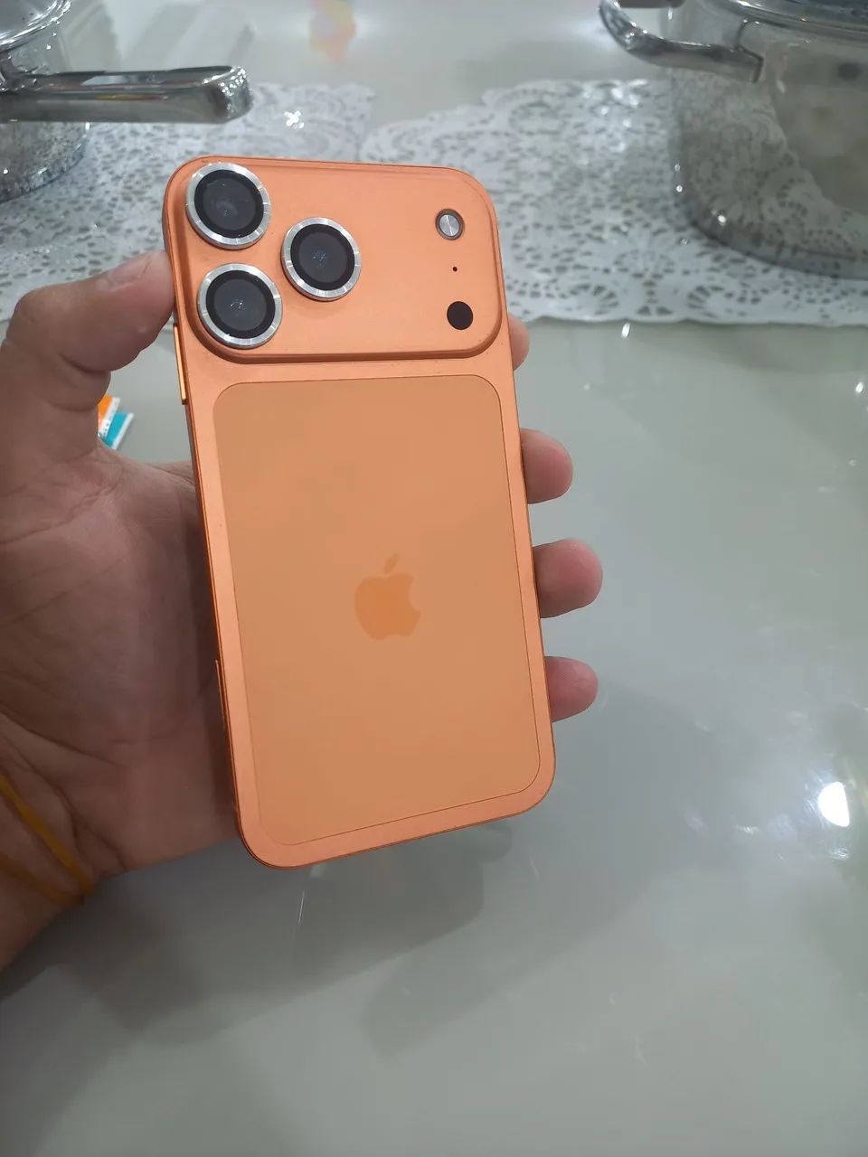 IPhone 11 na caça 17 pro - Foto 2