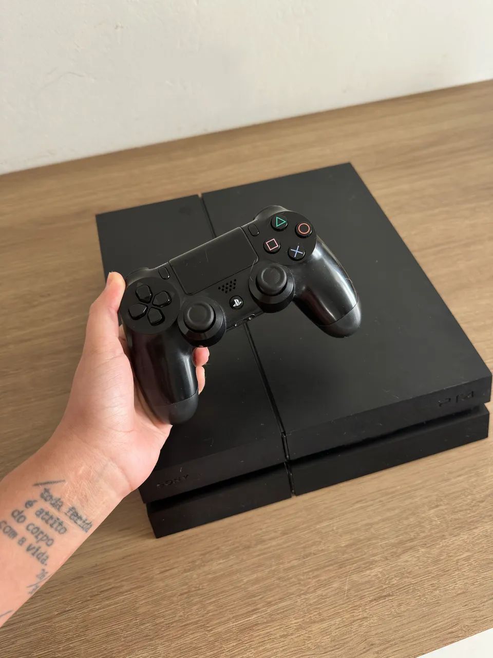 PS4 - 500GB  - Foto 4