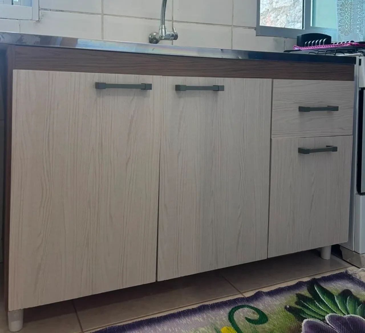 Vendo balcão de pia em ótimo estado.