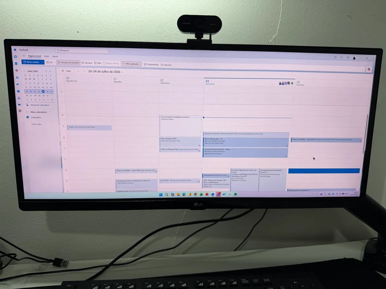 Monitor LG ultrawide 25.7